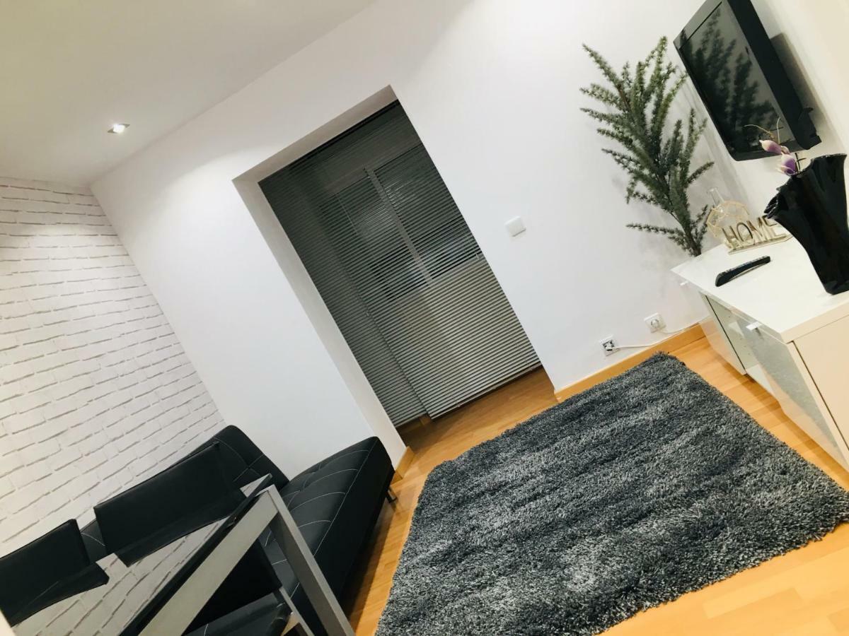 Apartamento Good Vibes Appartement Zaragoza Buitenkant foto